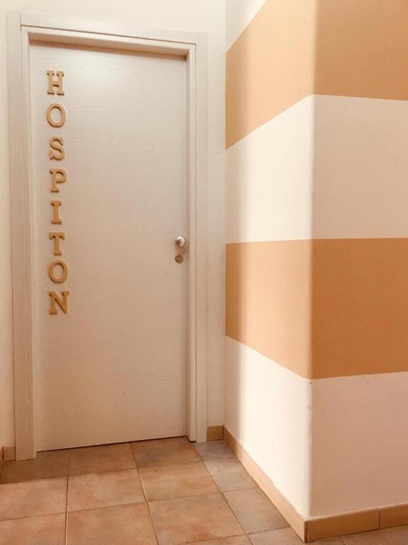 Hospiton Home Cagliari Buitenkant foto